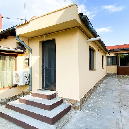 Appartamento Near Beach House